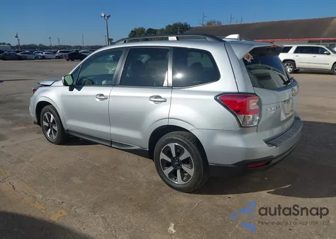 2017 Subaru Forester 2.5I Premium z USA, uszkodzony, nr VIN JF2SJAGC5HH579089
